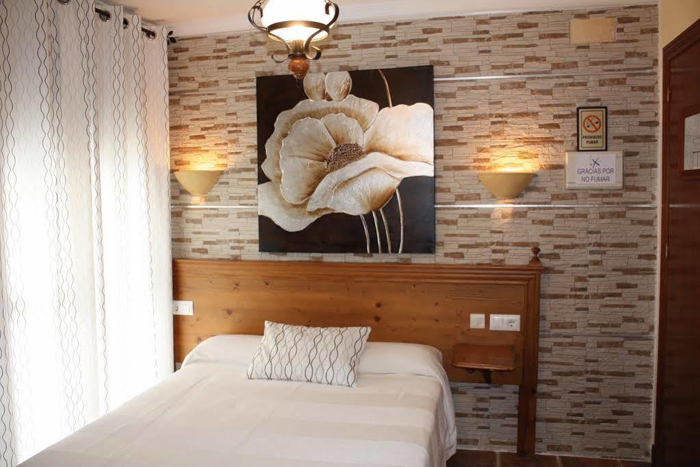 Hostal Costa De La Luz Conil De La Frontera Εξωτερικό φωτογραφία